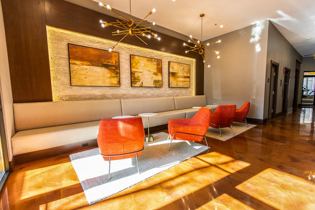 OA Lux 1650 Adams Lobby